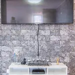 Apartment Flowers Island House 2 *