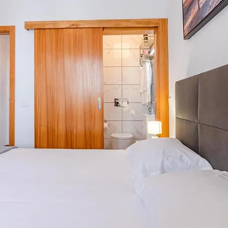 Apartment Flowers Island House 2 *