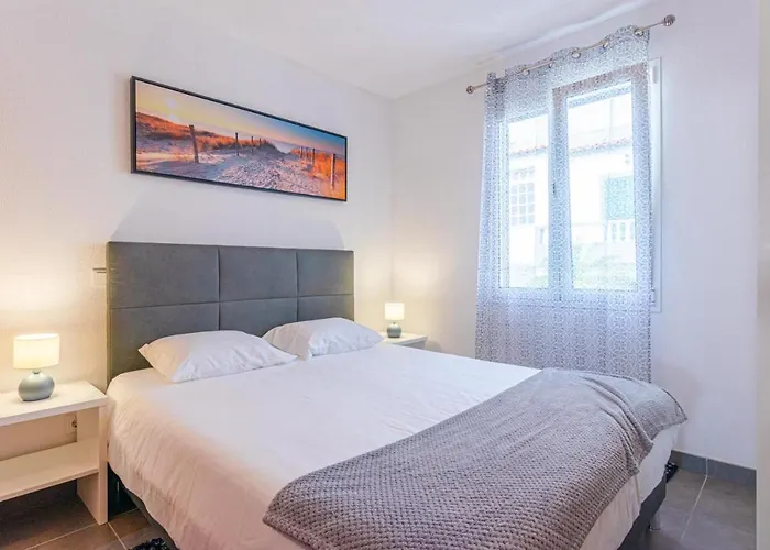 아파트 Flowers Island House 2