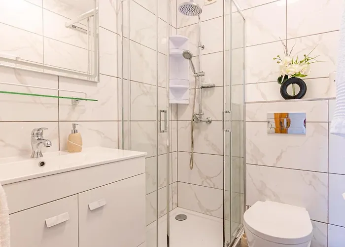 Flowers Island House 2 * 푼샬