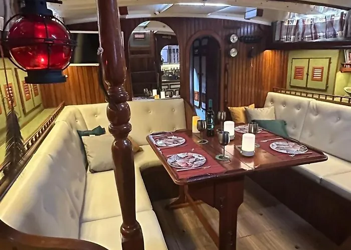 Flowers Island House 2 아파트 푼샬