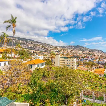 Flowers Island House 2 Apartament *