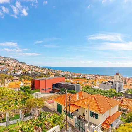 Apartament Flowers Island House 2 *