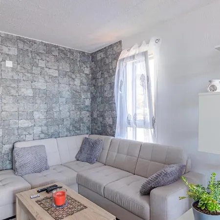 Flowers Island House 2 Funchal (Madeira)