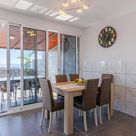 Flowers Island House 2 Apartamento