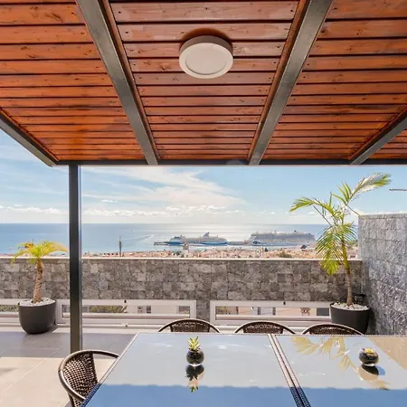 Flowers Island House 2