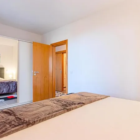 Apartament Flowers Island House 2