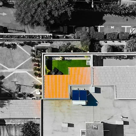 Flowers Island House 2 فونشال