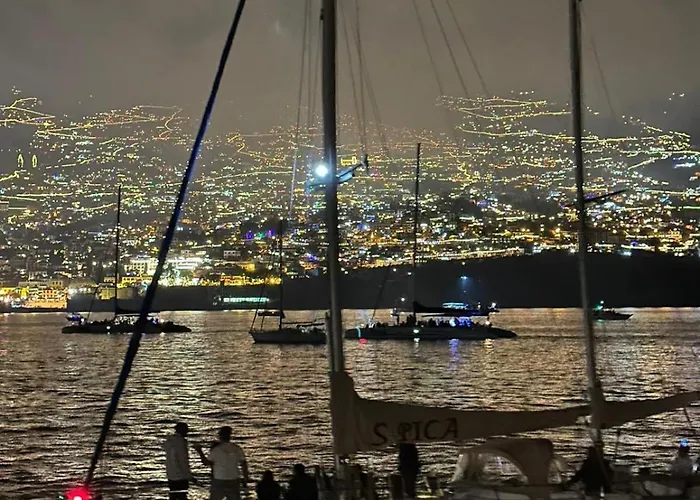 Flowers Island House 2 דירה *